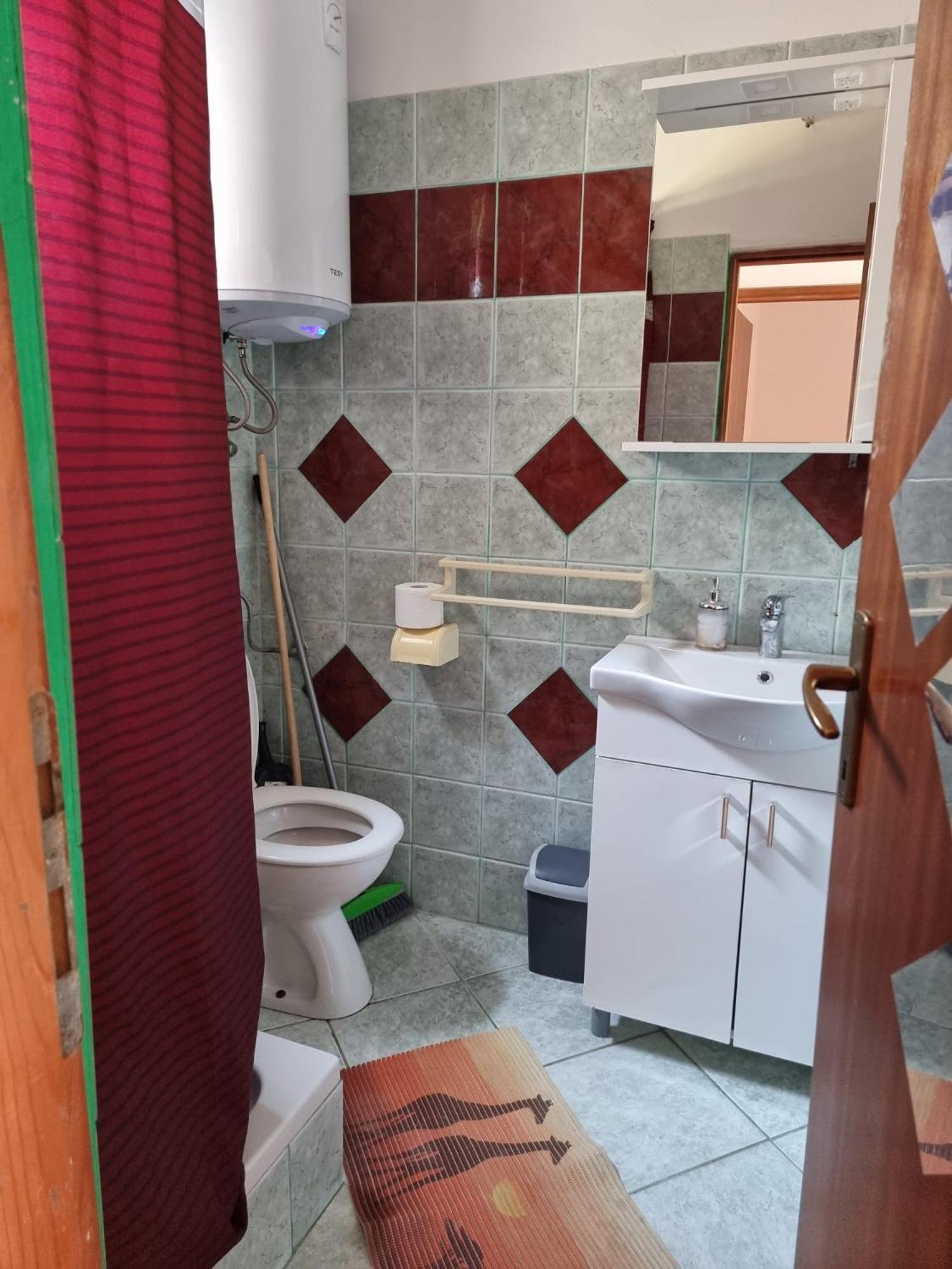 Apartmani Marija Kolan Exteriör bild